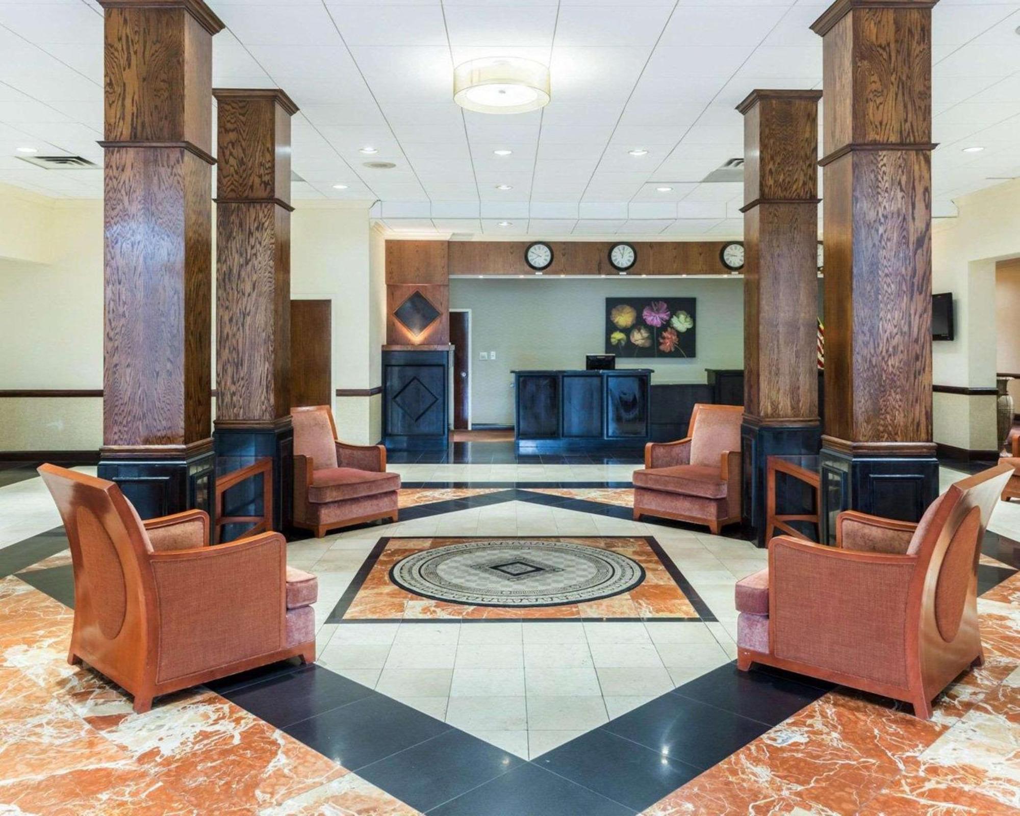Clarion Hotel Somerset - New Brunswick Экстерьер фото